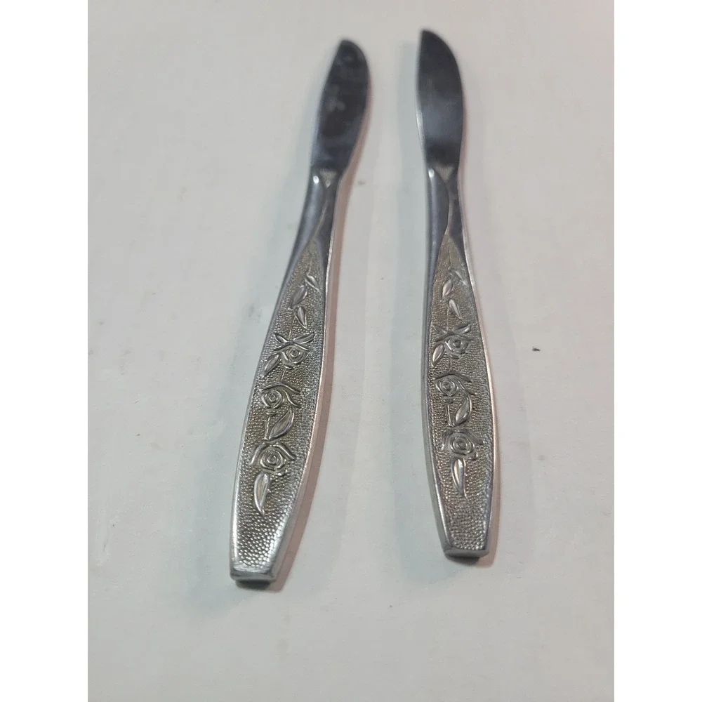 Vintage Geo S‎ Leiner Co Stainless Taiwan Rose Floral Dinner Knives Set of 2